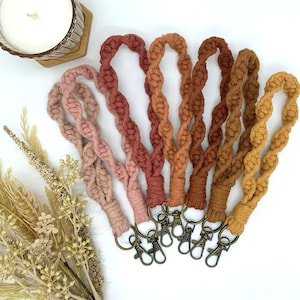 Macrame Wristlet Keychain | Macrame Keychains | Macrame Wristlet | Keychain | Key holder | Wristlet |  Boho Macrame Keychain | Boho Macrame