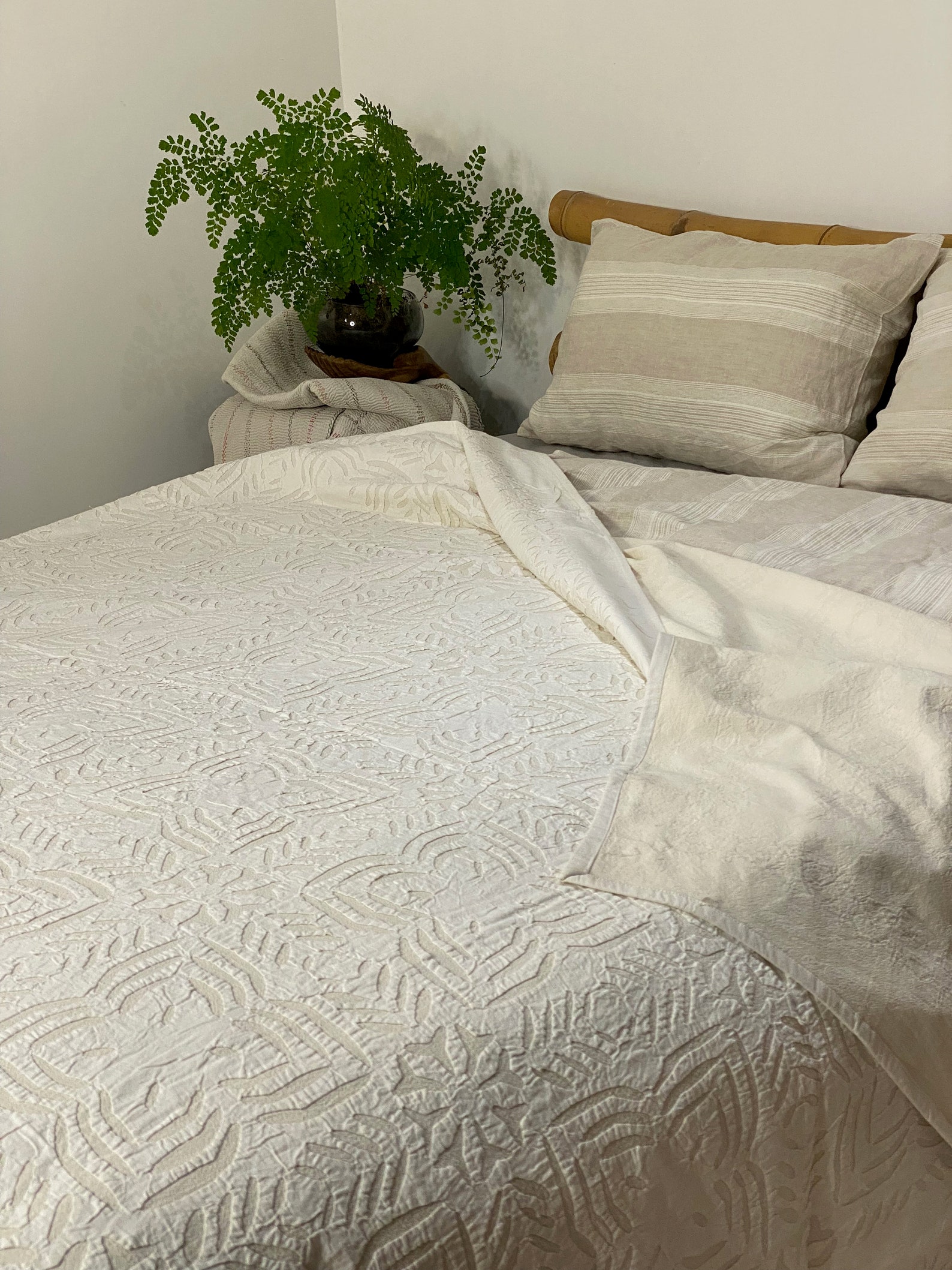 White Cotton Cutwork Bedding Shabby Chic Queen Size Coverlet Etsy