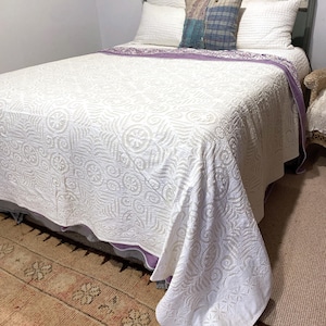 Coastal Cotton Cutwork Quilt Shabby Chic Queen Size Coverlet Bohemian Country Coastal Interior Styling White