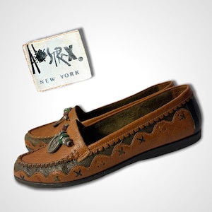 Tan Brown Leather Beaded Western Loafers • 1980s Vintage • Abstrax • Flats Moccasins Tribal Aztec