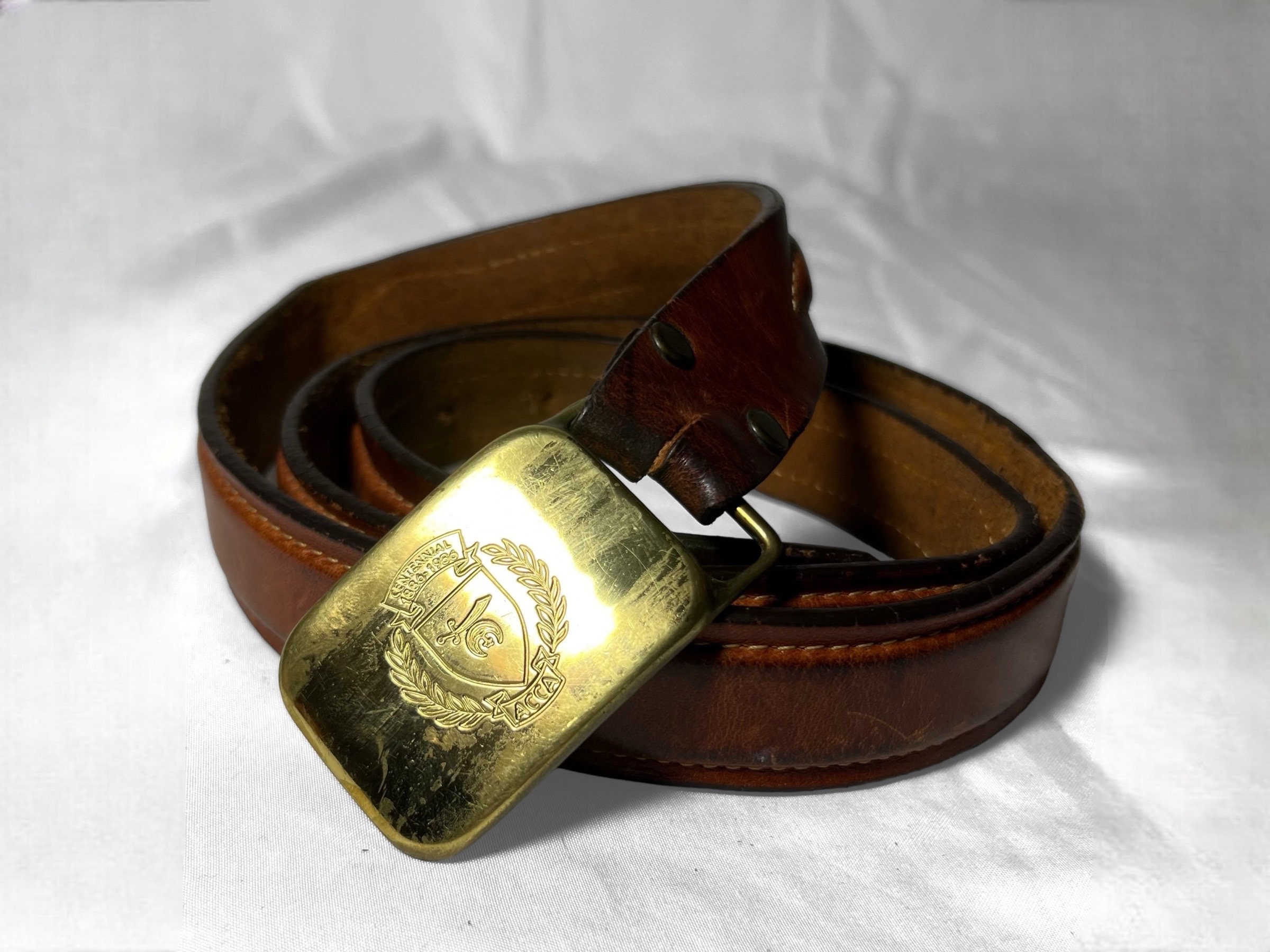 Brown Leather Western Belt With 1986 Shriners Brass Buckle  display picture 1