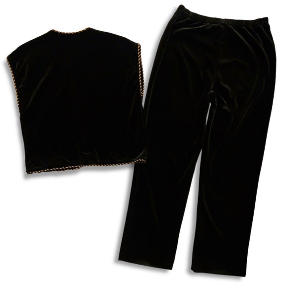 Black Velour Set: Cozy New Wave Pants & Embroider… - image 6