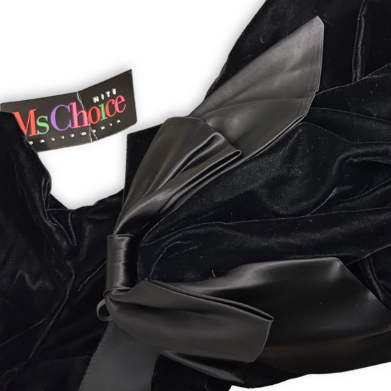 Black Velvet 80s / 90s Vintage Formal Dress Big S… - image 5