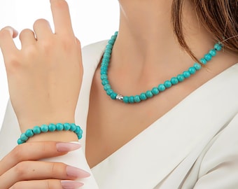 Turquoise  natural stone necklace: turns into a bracelet