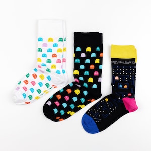 Pac-man socks, Gift for gamer, Game socks, Retro game socks, Arcade game, Funny vintage socks, Game lover socks, Men&#39;s socks, Women&#39;s socks