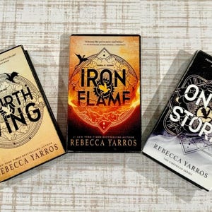 3D Printed Miniature Books: Fourth Wing Series - Book Lover Gift, Mini bookcases