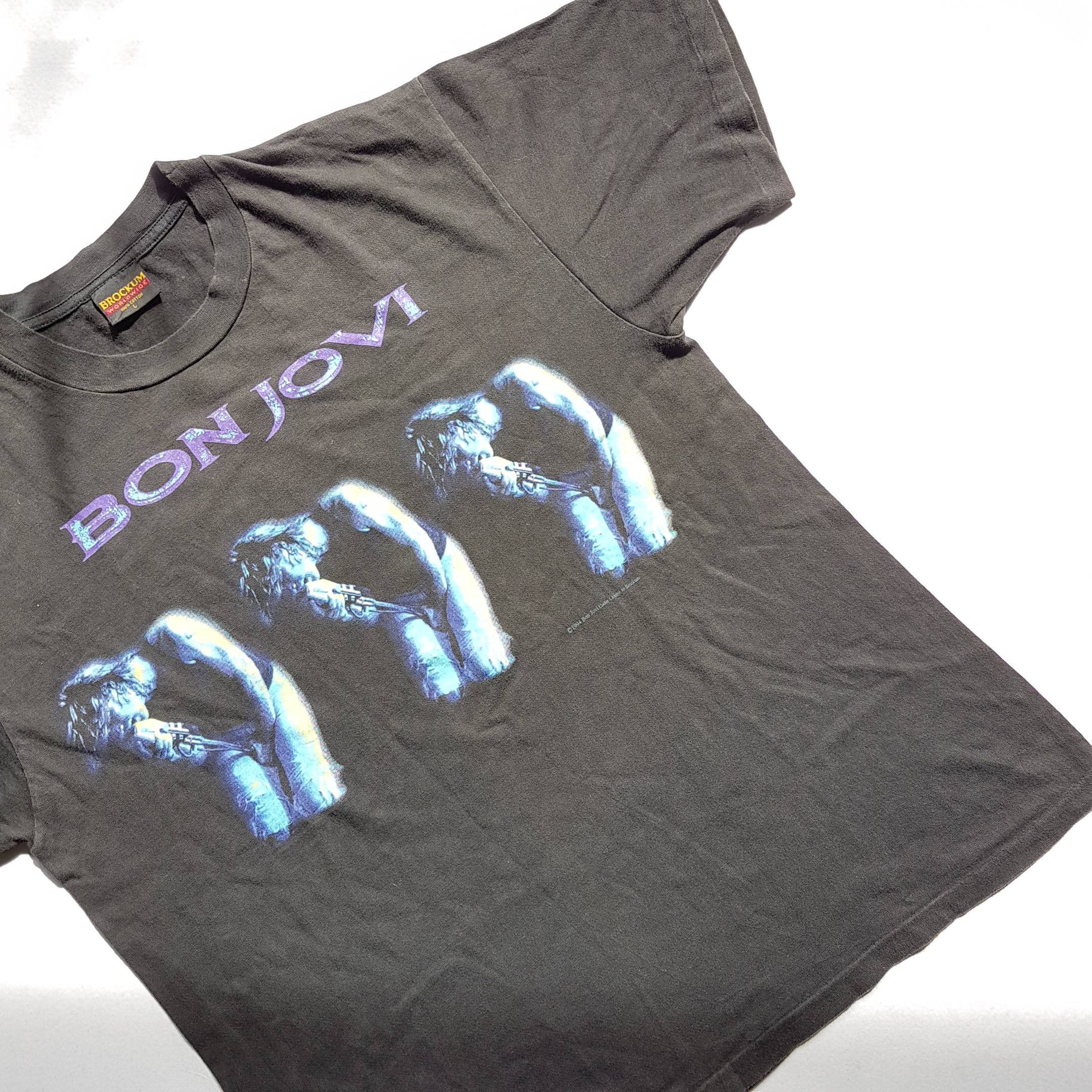 Bon Jovi 1994 vintage tee Vintage 1994 BON JOVI CROSS ROAD