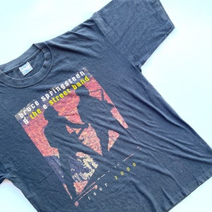 Vintage 2000 Bruce Springsteen & The E Street Band Tour 2000 T Shirt size XL (W 25 x L 29.5)
