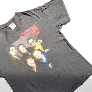 Vintage 1998 Backstreet Boys Group Photo T Shirt size XL (W 23 x L 29.5)