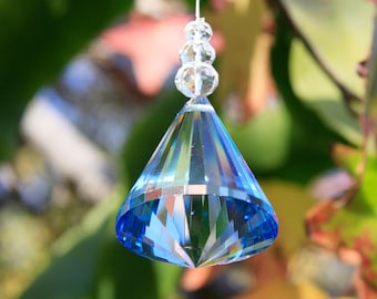 Crystal Glass Sun Catcher, Diamond Cut Prism, Rainbow Maker