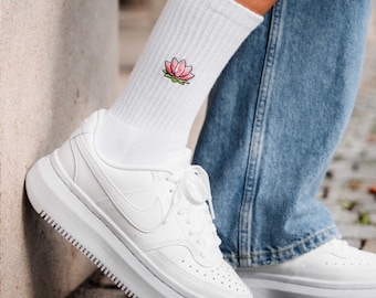 Lotus socks for yoga fans • Embroidered organic cotton sports socks for women & men • Fun tennis socks with floral motif
