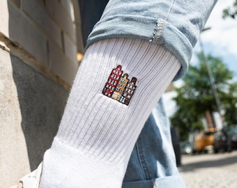 Canal house socks for Amsterdam fans • Embroidered organic cotton sports socks for women & men • Funny tennis socks with Holland motif
