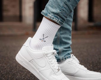 Golf socks for sports fans • Embroidered organic cotton sports socks for women & men • Fun tennis socks with ball sports motifs