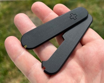Victorinox 91mm/91mm Plus G10 Scales Black Canada - Main Image