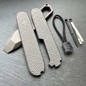 Victorinox Titanium scales 91mm plus seigaiha