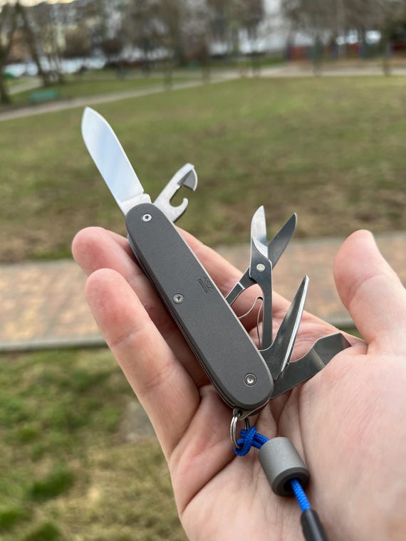 SMP Slide swissスイス製　美品　検）サーパント 無限インフィニティ Victorinox 93mm Titanium Scales - Etsy