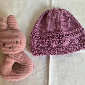 Handmade merino wool baby girl has 1-3 months