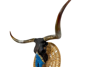 Tempered Glass Longhorn Skull: Modern Bar Art, Luxury Collector's Piece 795