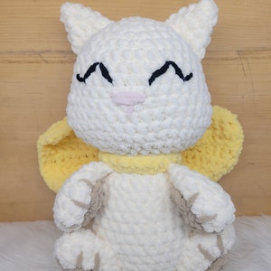 Handmade Crochet Cat with Bow