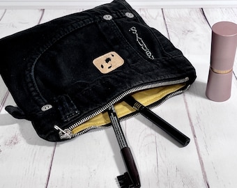 Kosmetiktasche in schwarz mit Reißverschluss aus Jeans Upcycling, Handtaschenorganizer Schminktasche Jeanstasche Jeanstäschchen