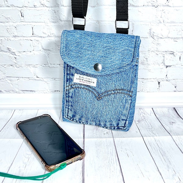 Kleine Umhängetasche für Damen Mädchen und Teenager in blau - Die perfekte Festival Tasche, Smartphonetasche, Handytasche zum Umhängen