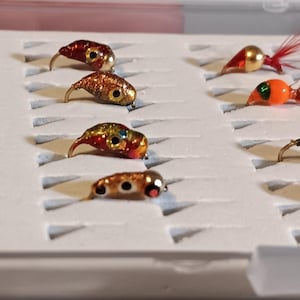 Tungsten Jig Kit--12 Epoxy Tungsten jigs with Fly box with free shipping.