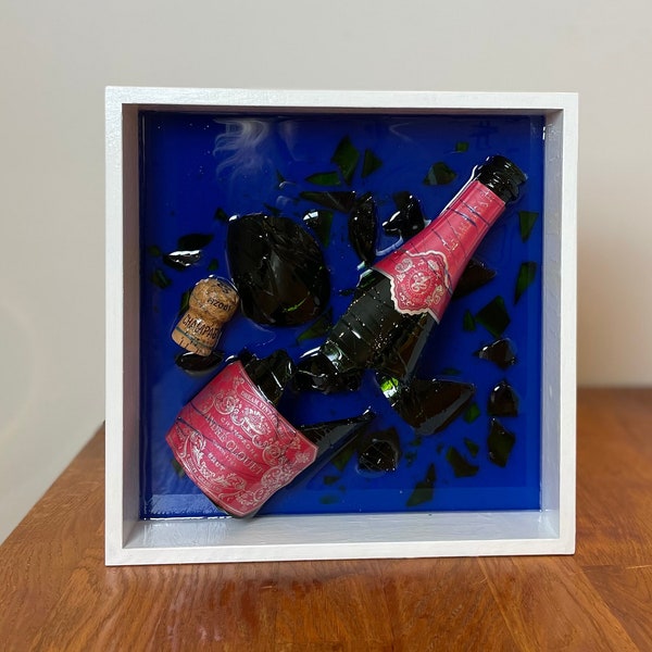 Andre Clouet Neon Blau Upcycling  Champagne Bottle Art BublikArt