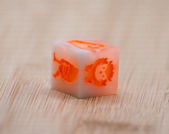 Ontmoeting met dobbelstenen | Wit/helder en neonoranje | Dungeon Master-dobbelstenen | Kerkers en draken | TTRPG