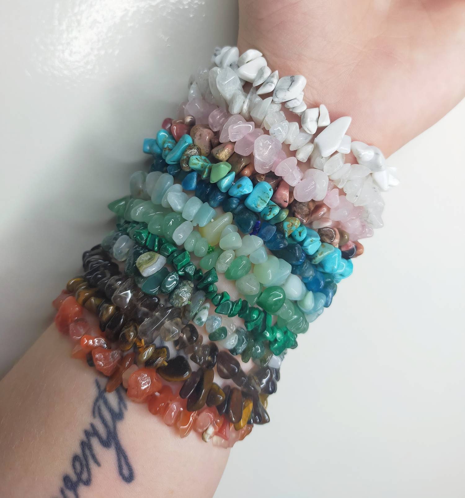 Natural Crystals Stretchy Chip Bracelets,bracelet for Women,healing  Crystals Chip Bracelet,for Gift Crystals Bracelets.gemstone Bracelets. 