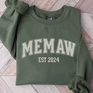 Memaw EST Sweatshirt, Custom Memaw Sweatshirt, Memaw Gift from Grandkids, Cute Grandma Pullover, New Grandparent Gift, Pregnancy Reveal