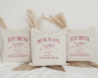 Custom Bachelorette Tote Bags, Drunk in Love Bachelorette, Custom Location Tote, Bachelorette Cocktail Club, Luxury Bachelorette Merch