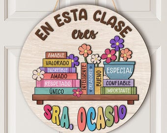 Personalized Maestra Door Sign, Bilingual Teacher Gift, Latinx Decor Spanish Teacher Door Hanger, Back to School Gift,Latina Bilingual Decor