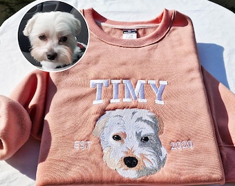 Custom Embroidered Pet Portrait Hoodie: Personalized Cat Sweatshirt