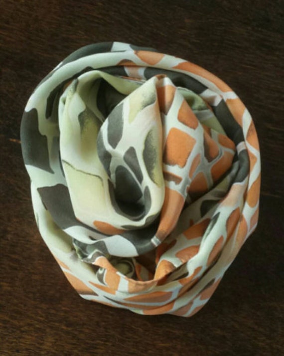 DELMOD - Vintage silk shawl with skin snake patte… - image 3