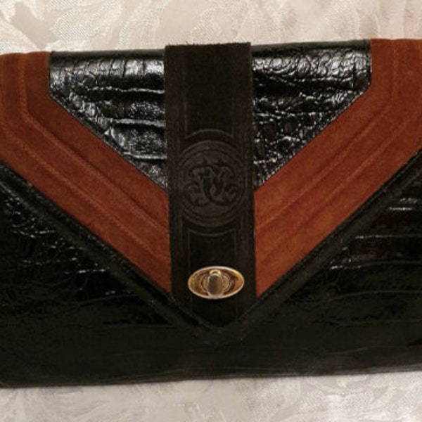 MADE in ITALY - Large Envelop Messenger Black Croc Pattern Bag