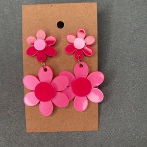 Mod Dangling Flower Power Earrings image 1