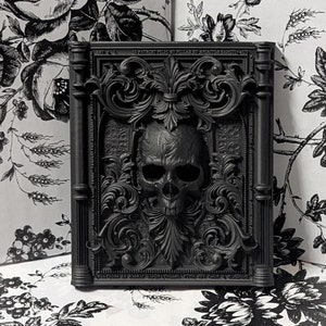 4.5&quot; Victorian Gothic HUMAN SKULL Wall PLAQUE • Realistic 3D Skeleton Wall Hanging • Macabre/Horror/Goth Décor • Creepy Dark Gothic Gift