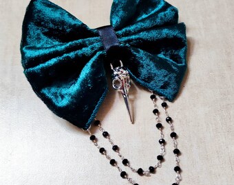 EMERALD Green Velvet Hair Bow Clip with Bird Skull and Rosary Chains > Gothic Girls Hair Accessories > Spooky Cute Pastel Goth Hair Barrette