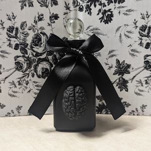 Gothic Black Glass Potion Bottle • Anatomical Brain & Bow • Macabre Oddity Home Accents • Occult Apothecary • Witchy Decor • Dark Academia
