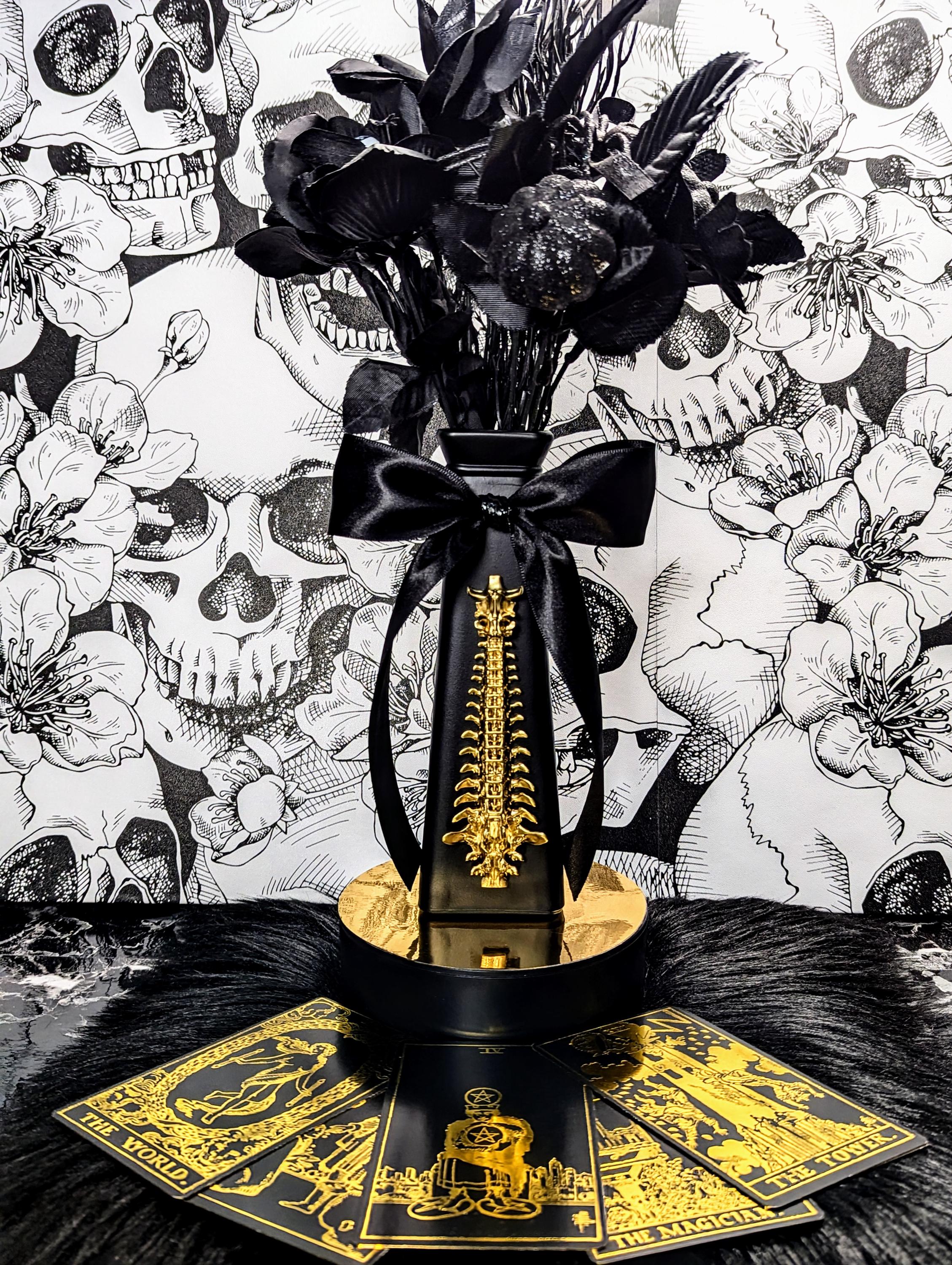 Black & Gold Gothic Spine Glass Vase * Witchy Occult Vertebra Floral Display * Handcrafted Anatomical Macabre Luxury Decor * Dark Moody Art
