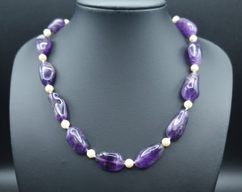 Vintage gemstone necklace / amethyst necklace with pearls / colorful pearl necklace / statement necklace