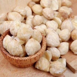 Nuez de la India, nuez de Candleberry, nuez de Kukui, Aleurites Moluccana, Kemiri, 125 gramos (0,275 libras) Original de Indonesia