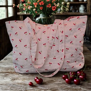 Summer inspired floral quilted totebag