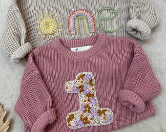 Personalisierter handbestickter Pullover Erster Geburtstag|Personalisierter Geburtstagspullover|Erstes Geburtstagsgeschenk|Geburtstagsgeschenk Kleinkind|Eins, zwei, drei