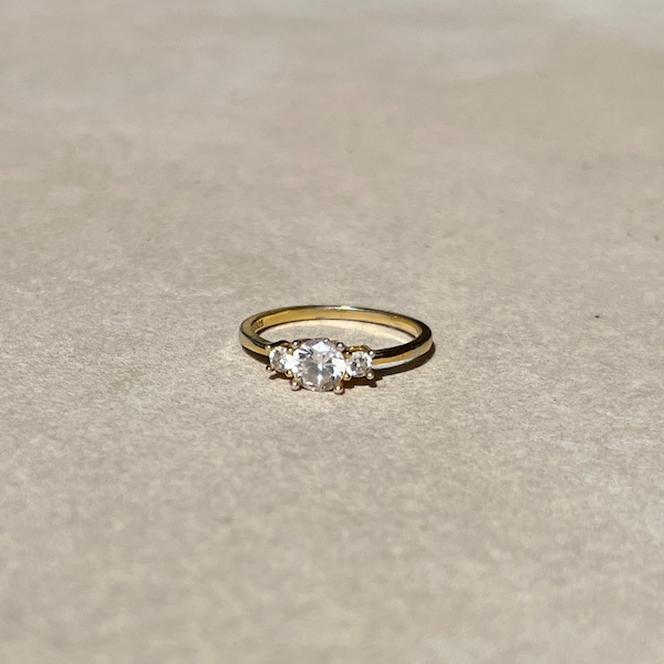 Ring Luana - Golden ring, sparkling ring, cubic zirconia ring, elegant ring, engagement ring, wedding ring, crystal ring, diamond ring