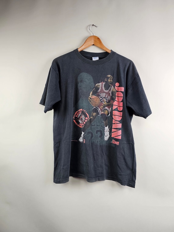 1990 Chicago Bulls Michael Jordan Vintage NBA T s… - image 1
