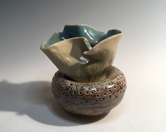 Minijarrón de cerámica de alta temperatura Frith Pot - Decoración de cerámica azul y verde