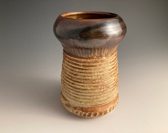 Speckled Glaze Stoneware Vase: Textured Ceramic Frith Pot