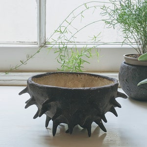 Handmade ceramic bowl | Contemporary Design | Black brown clay | Sculptural | Spikes | Homedecor