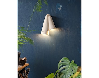 Handmade ceramic wall light | Sconce | Contemporary Design | White Folded Clay | Lighting | Sculptural | Wall Art | Light fixture